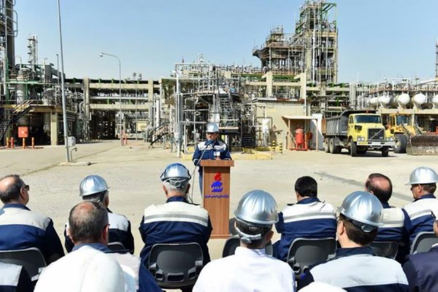 بازسازی واحدهای آسیب‌دیده پتروشیمی وارد فاز عملیاتی شد